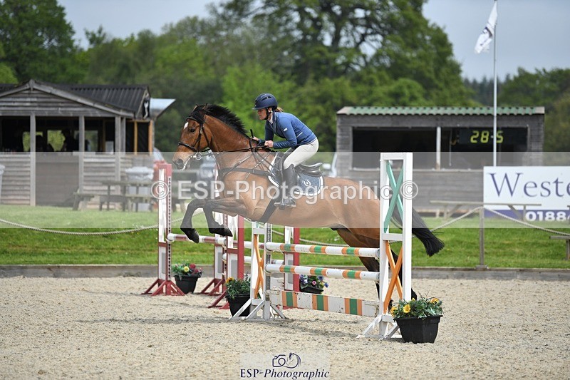 230514-110401-10322 - Cls 33b Snr 1.00m Open Final