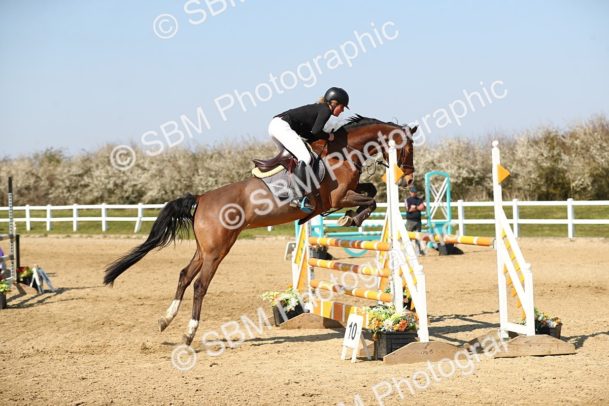 SBM_001212 - Class 4 - Senior Newcomers - 1.10m