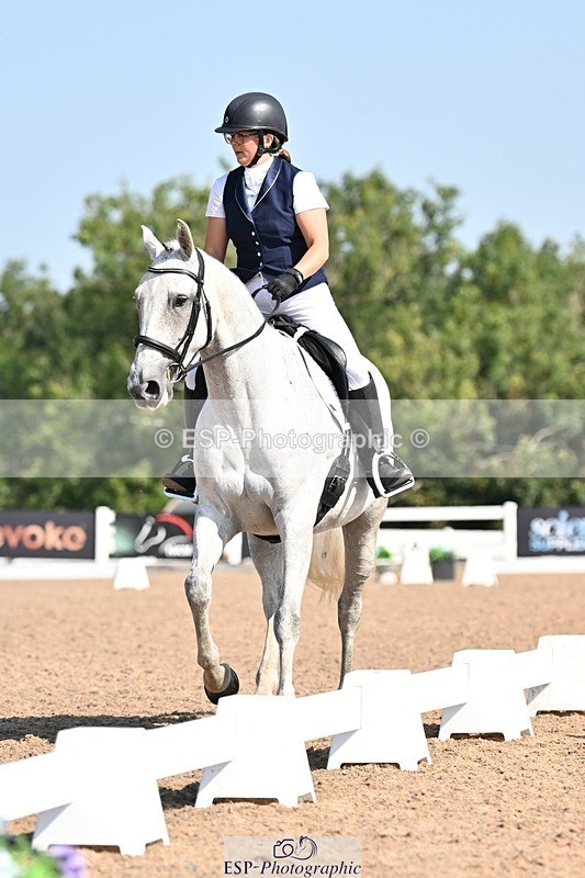 250816-103836-03163 - 099-Essie.BarkerBloody.Nora