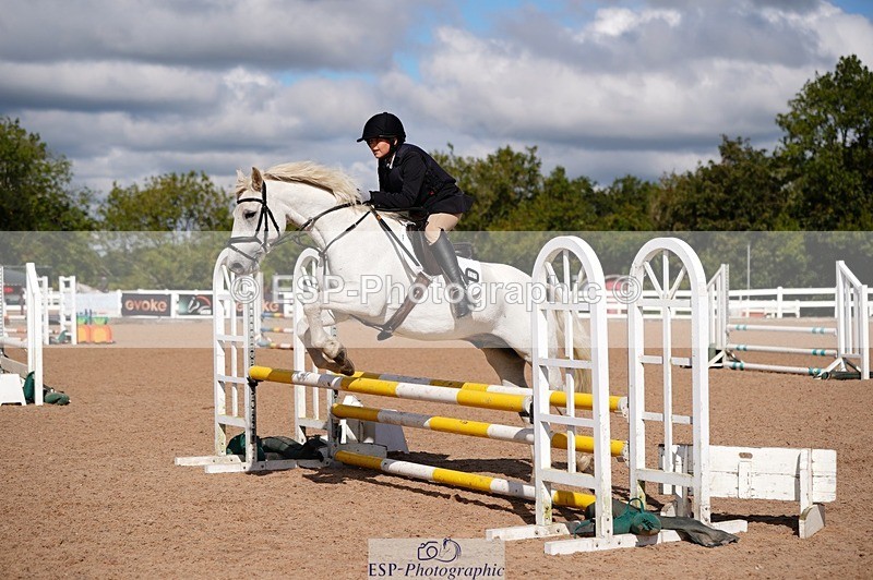 250921-120458-02871 - Cls 21+22 Club and Schools 70cm