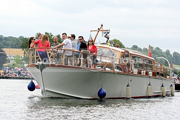 090704 LA CHEMME IMG_0358 - HENLEY REGATTA  SATURDAY 4th JULY 2009
