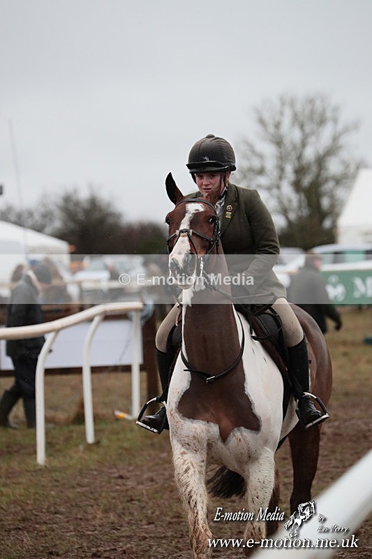 PtP 260125 808 - Cocklebarrow Point-to-Point racing with the Heythrop Hunt 26/01/25