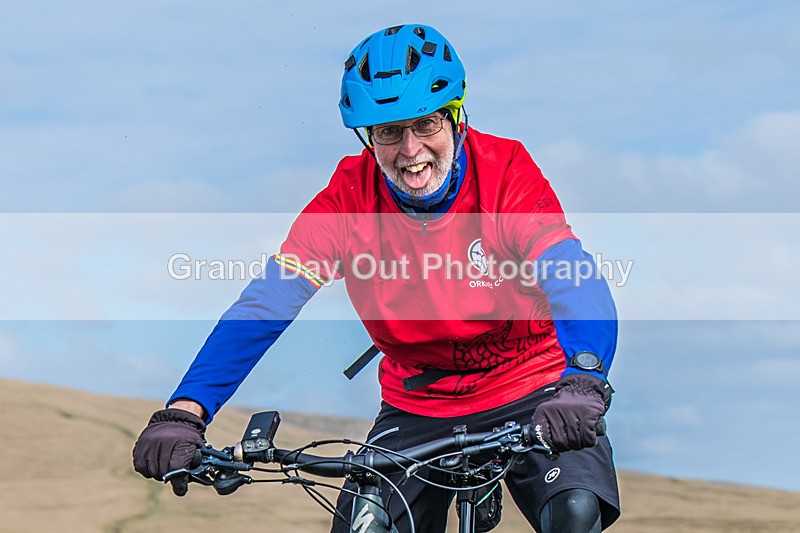 Arant haw-280 - Kendal Winter League Arant Haw Fell Races Sunday 2nd April 2023
