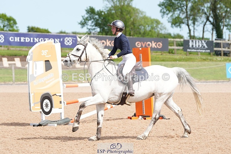 260523-152728-00769 - Cls 9 Pony Foxhunter and 1.10m Open
