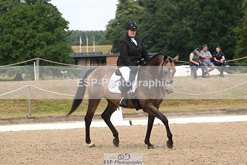 250719A-104413-04006 - 127-Jocelyn.Gilmore-Spring.Lily