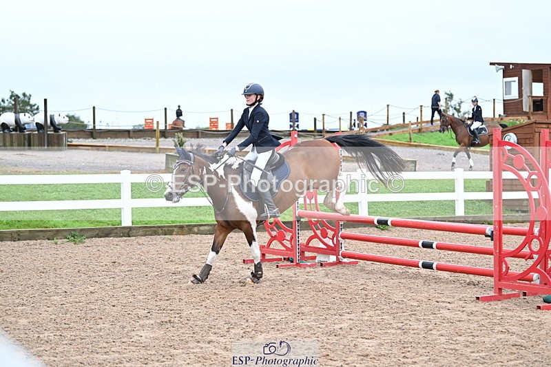 240908A-110719-03237 - Cls 18 A&B Pony Brit Nov & 80 Opern