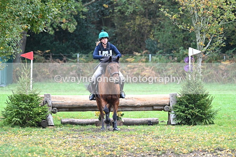 WJ7_3235 - Time 10:47 to 11:11 at the water