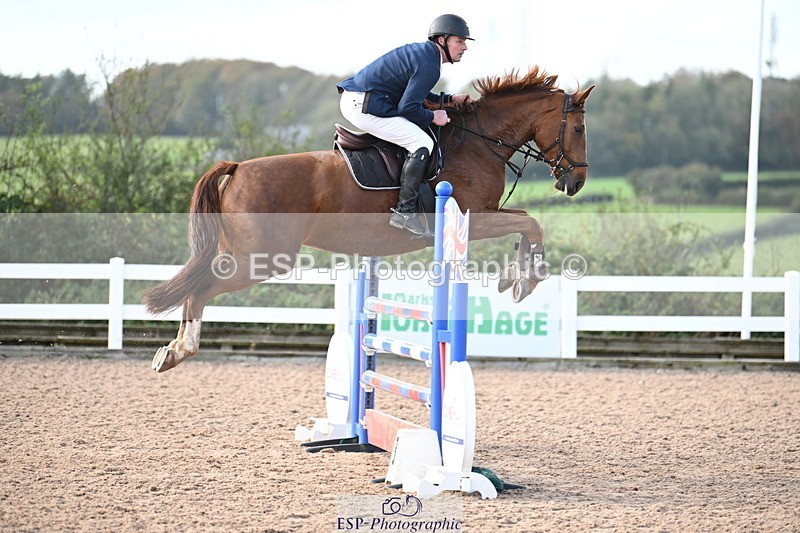 241023A-143237-01066 - Cls 4 Newcomers and 1.10m Open