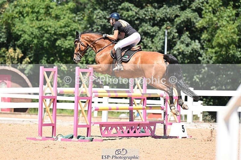 250709-132217-00825 - Cls 4 Snr Newcomers & Snr 1.10m