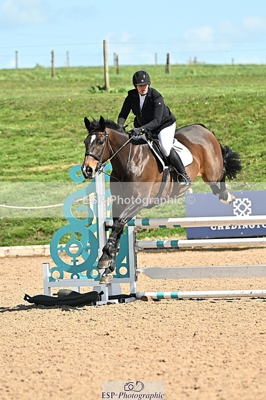 250416-134532-01234 - Cls 4 Newcomers and 1.10m