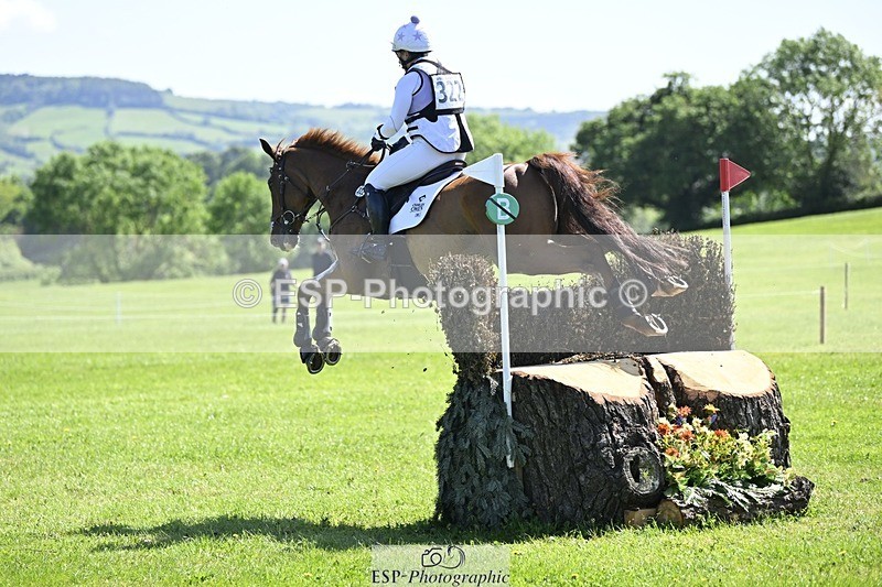 240525-105545-12382 - 322-CHILLI_KING-Gemma_Stevens