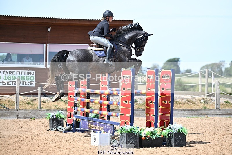 260802-125944-10942 - Cls 51 Chard 5 year olds Jump Off