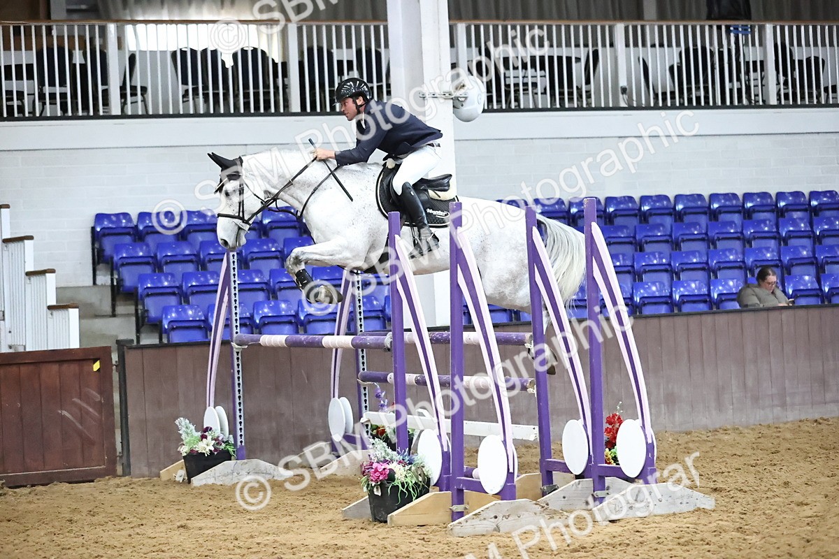 SBM_003918 - Class 12 - Senior Foxhunter 1.20m