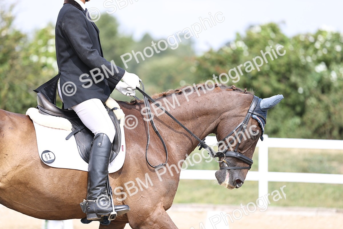 SBM_017368 - Class 14 - Novice 23 - 13.52-14.55