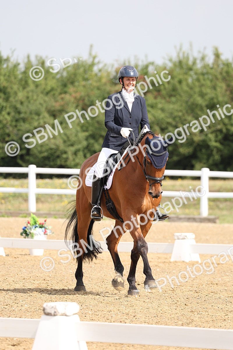 SBM_005745 - Class 6 - Novice 6 - 10.26-11.29