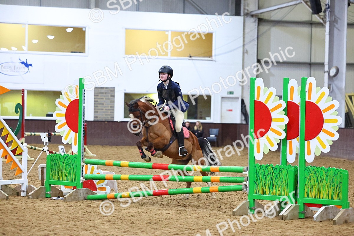SBM_001928 - Class 4 - Festive Fences - 70cm
