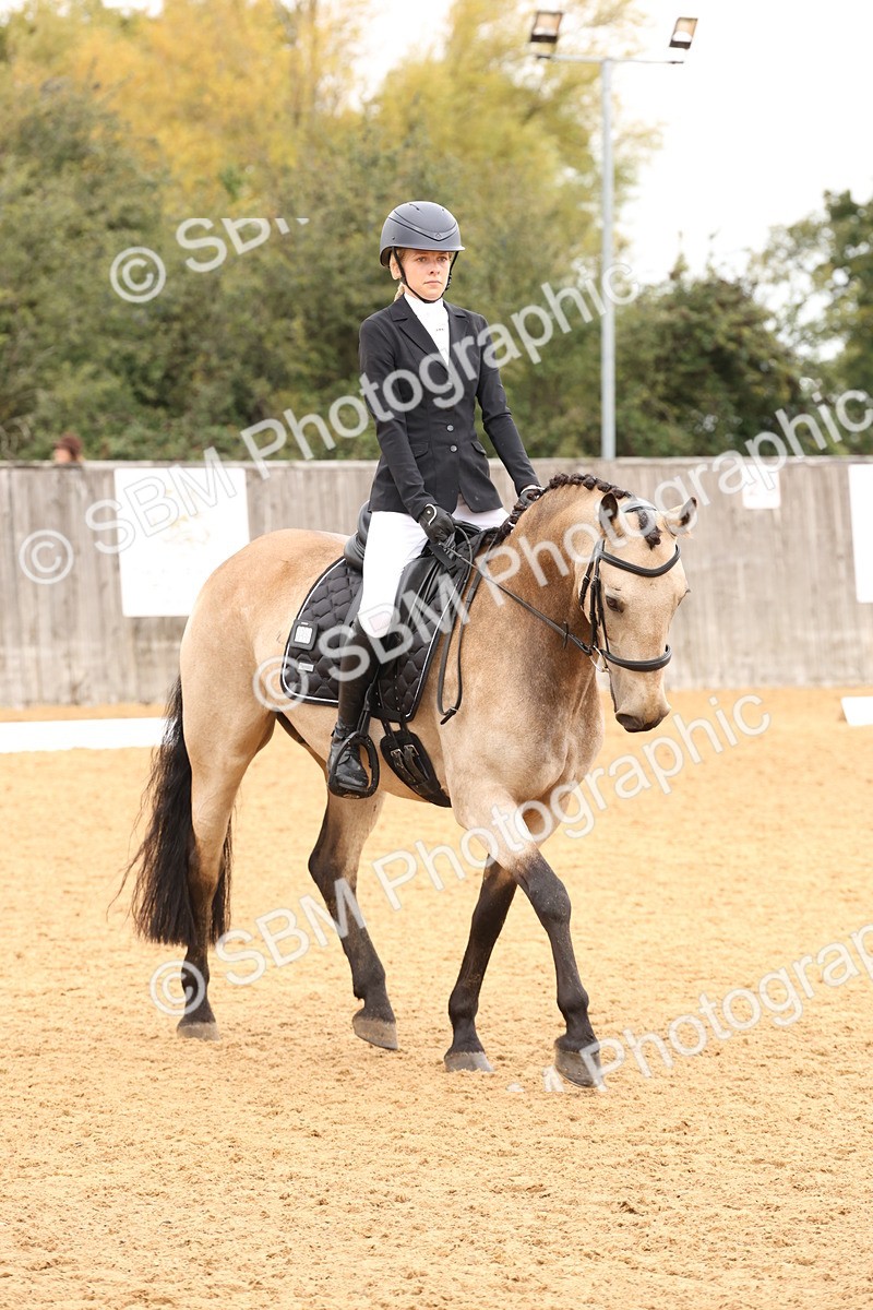 SBM_44013 - D6 - Small Tour Championship Intro 4