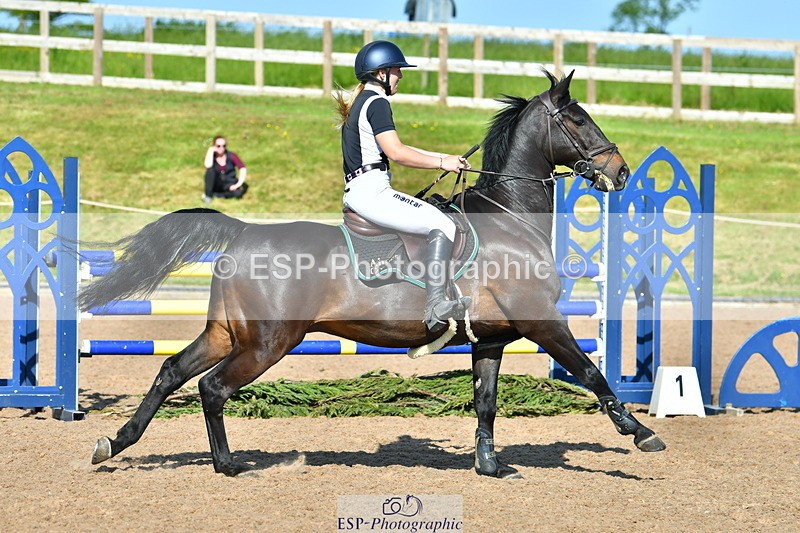 230527A-171118-05520 - Cls 20 Chard 1.10m Speed Derby