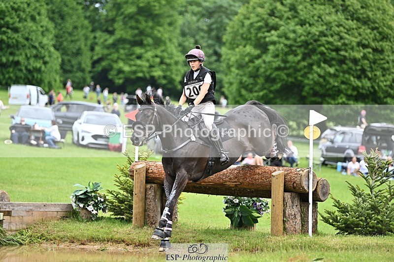 240525-145149-16081 - 206-SINGING_USK-Saskia_Davies