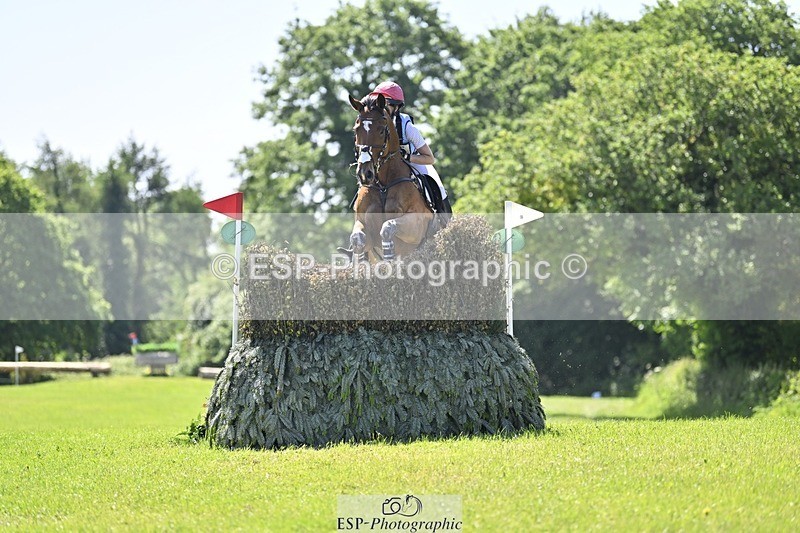 240525-111545-12458 - 329-GLOBAL_AMARETTO-Charlotte_Agnew