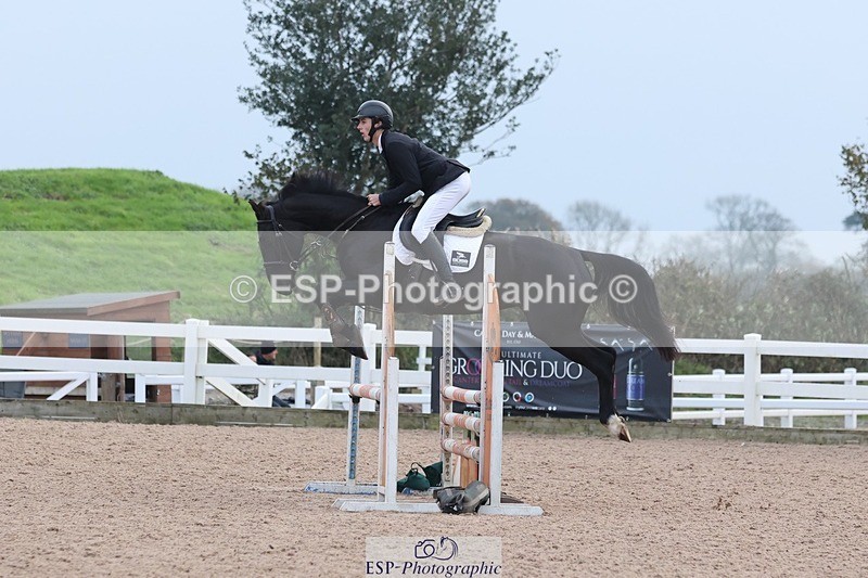 241116X-150828-02661 - Cls 18&19 Children on Horses