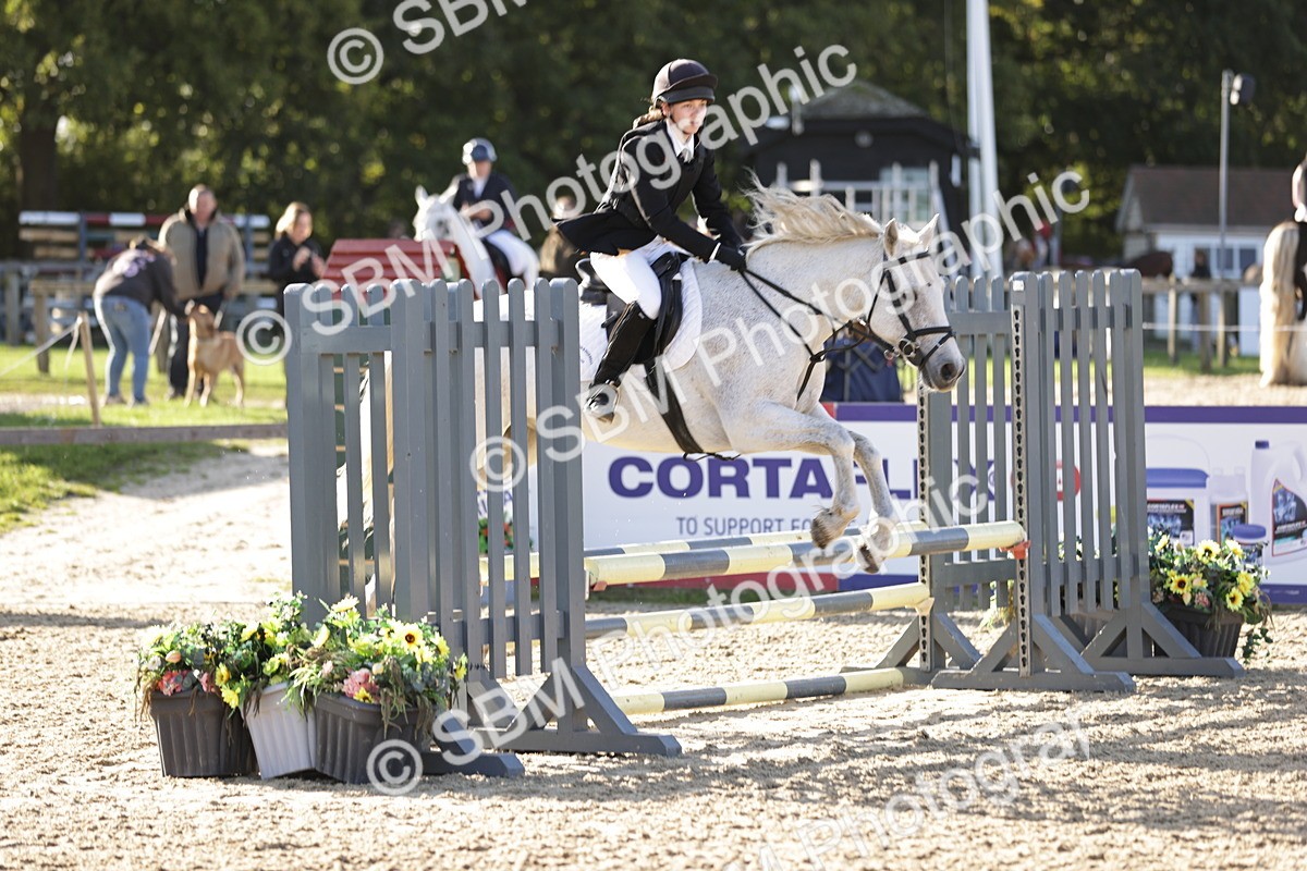 SBM_14828_J32 - Senior 70cm Championship - Michaela Camphell