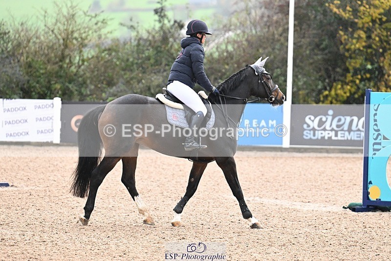 251105-093912-00015 - Clear round