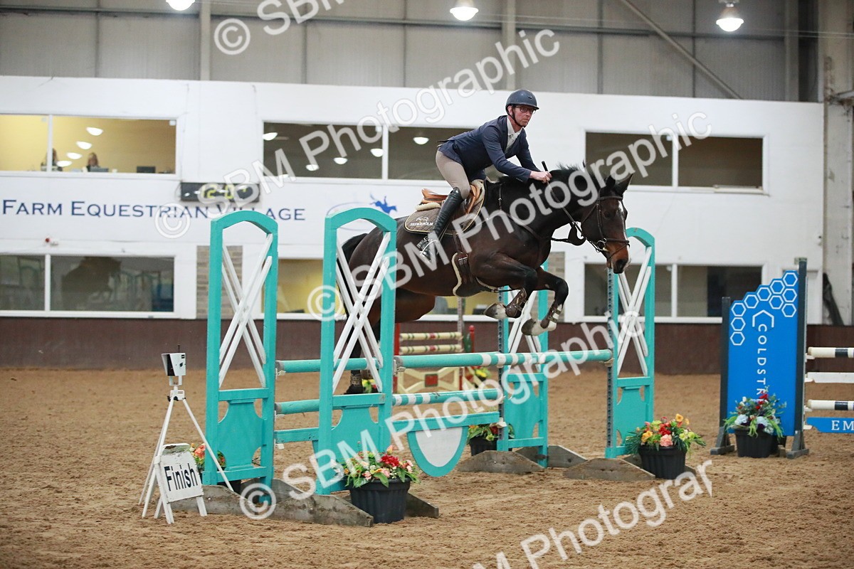 SBM_001190 - Class 4 - Senior Newcomers - 1.10m Open