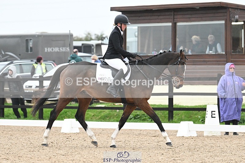 241103-125928-02140 - Prelim 2 - 12.05 to 13.15