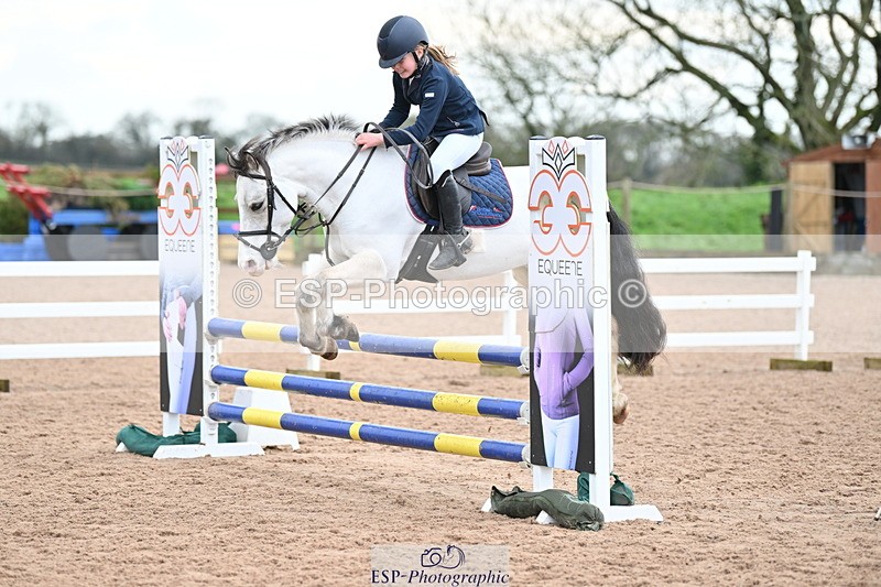 231203A-131629-01323 - Cls 23 Stepping Stones 128cm & 138cm