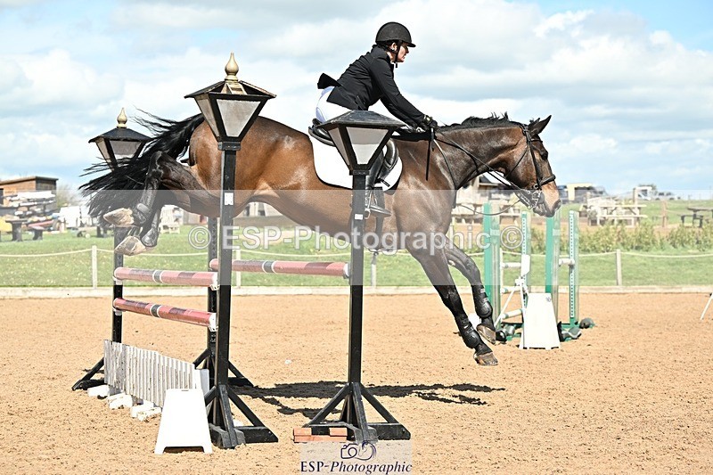 250416-134516-01230 - Cls 4 Newcomers and 1.10m