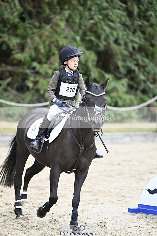 250820A-123722-06534 - Round 1, Start to 1.30pm Break