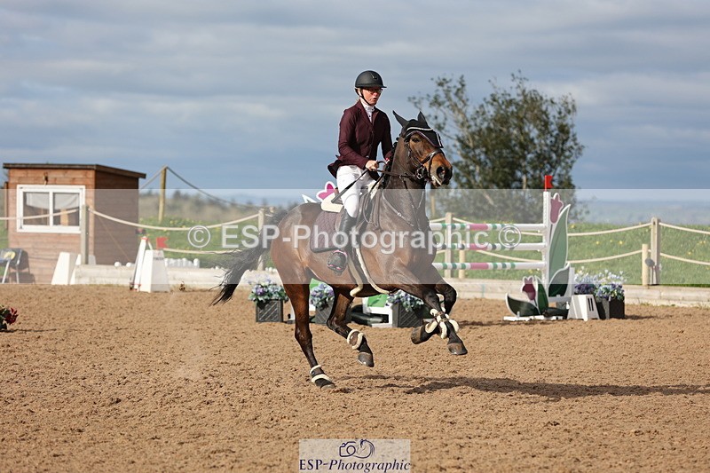 240419A-092020-05491 - Cls 22, 1 Star Gold Tour 1.30m