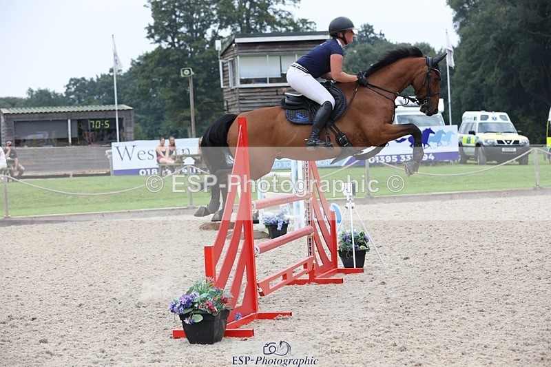 230908-170023-03084 - Cls 9 Snr Newcomers & 1.10m Open