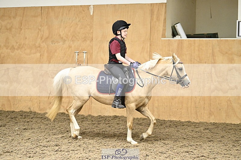 240728B-142920-00555 - Theo and Gemma's Groups Indoor