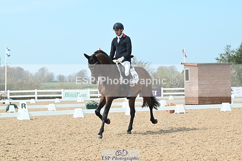 250403-120832-02241 - 048-Angus.Corrie-Deane-Maigret.VD.Watermolen