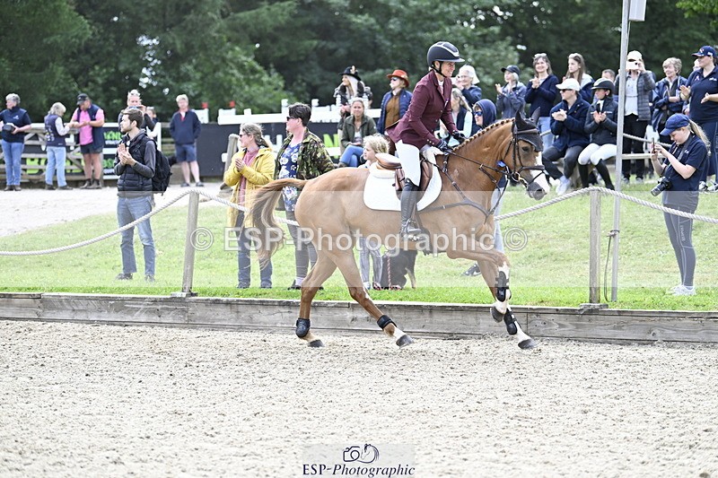 250525A-161616-18637 - Presentations Section C CCI 2 Star Long