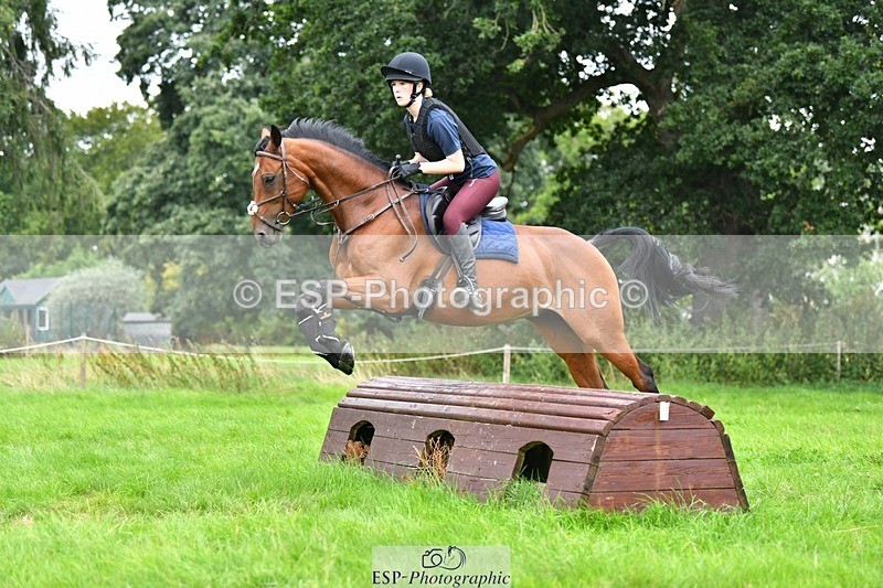 230817-144806-03039 - Abbie's 2nd Group - XC