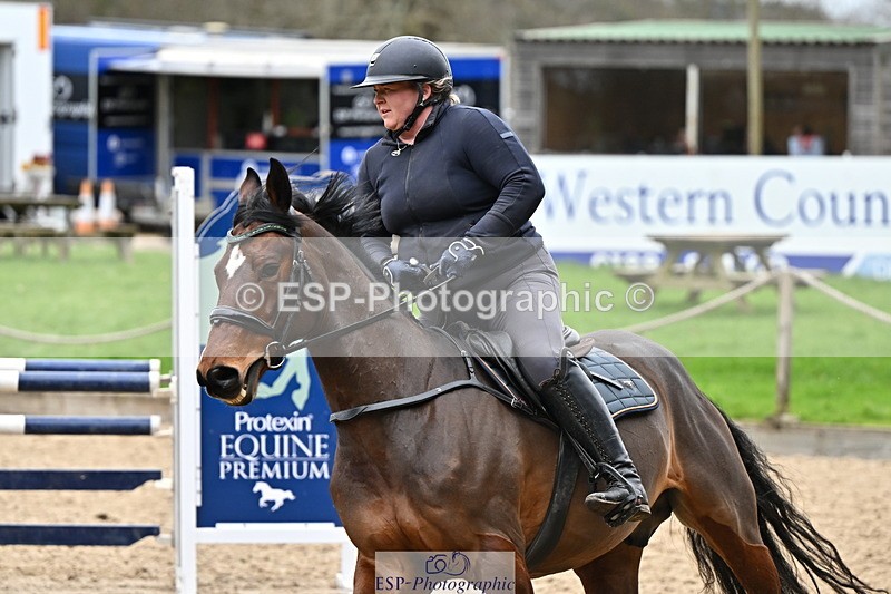 250201A-133145-00829 - Cls 03 Local Horse 110cm