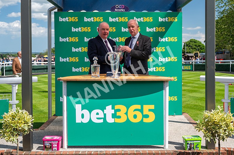 080624-Race 3-Shareholder-2906 - Race 3