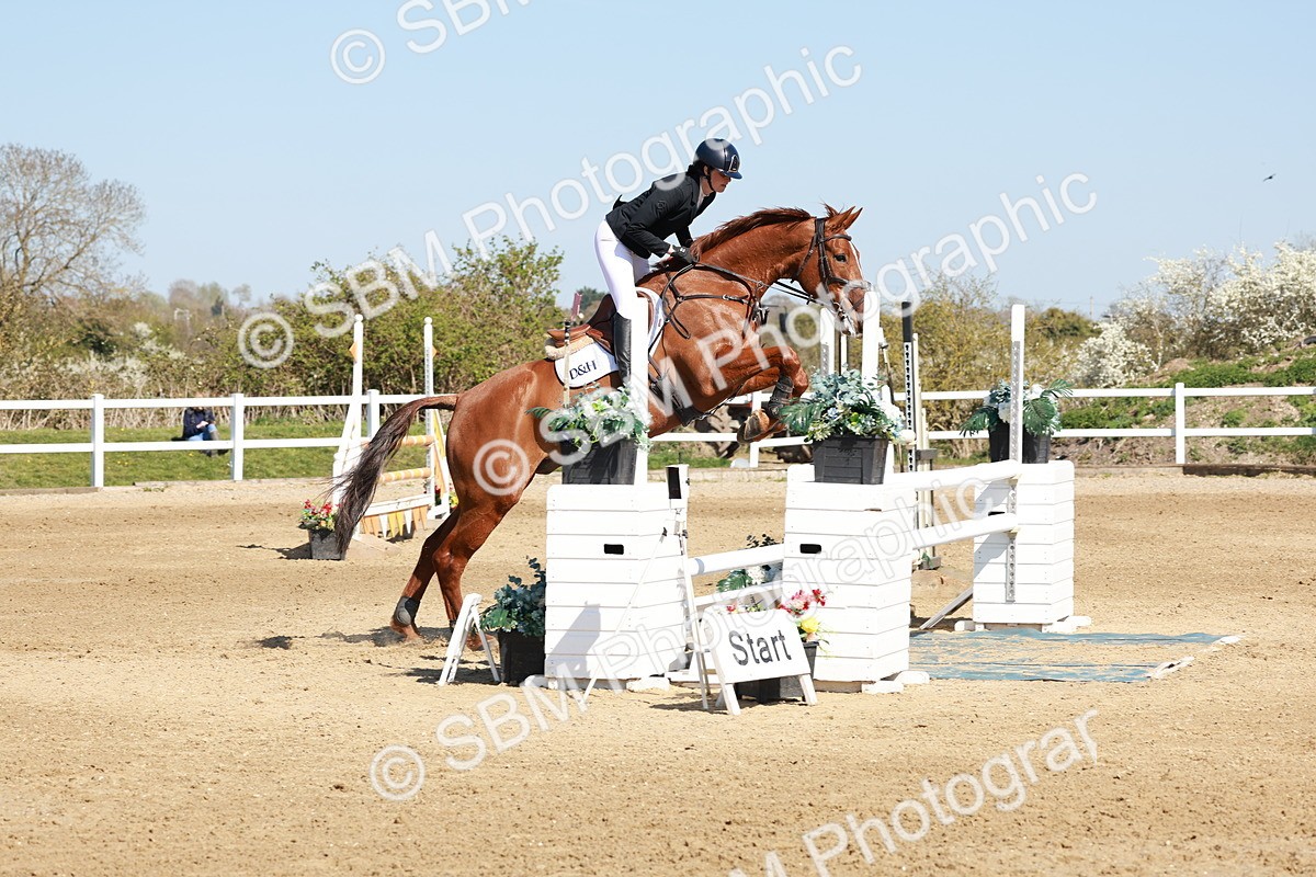 SBM_004527 - Class 17 - Senior Newcomers - 1.10m