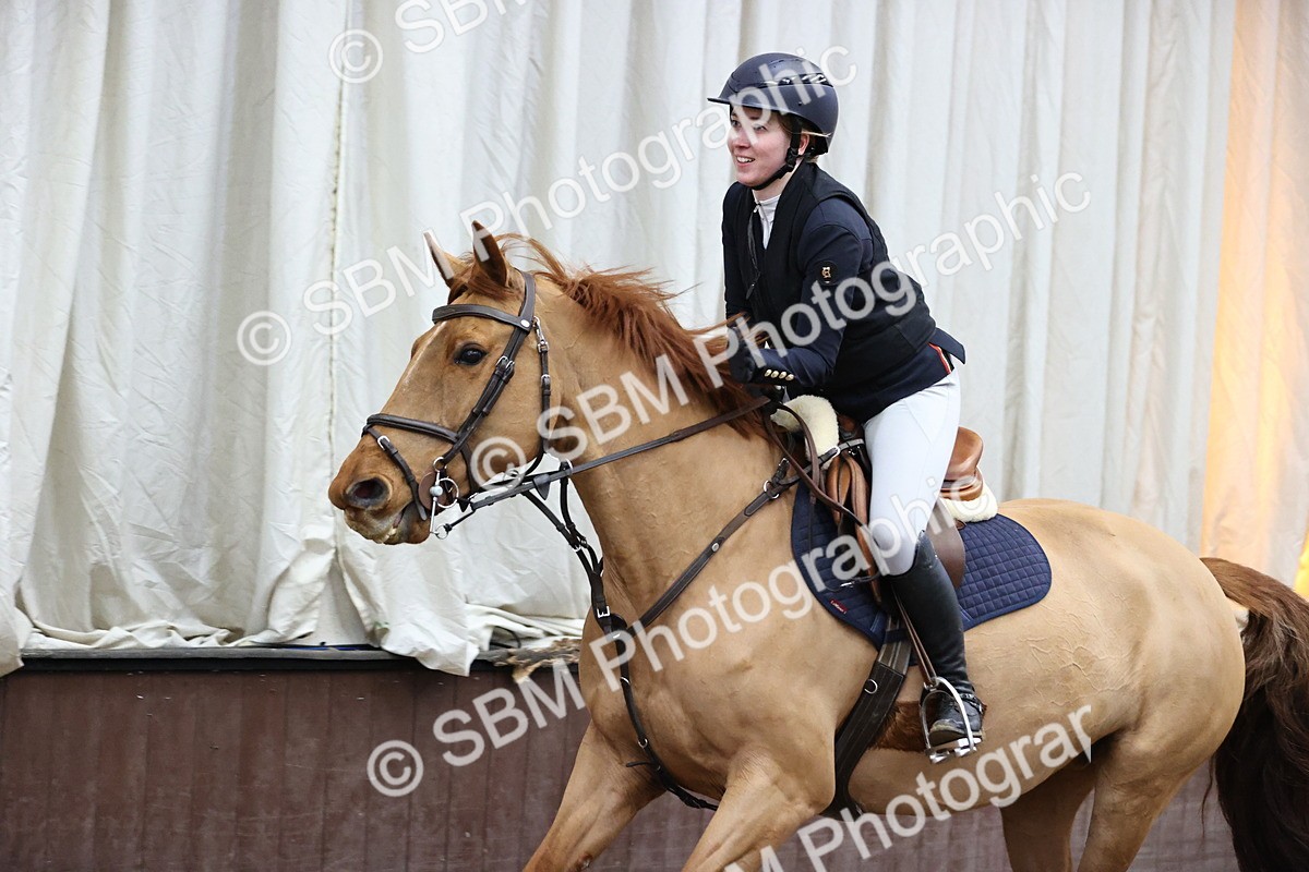 SBM_005434 - Class 17 - Senior Newcomers 1.10m