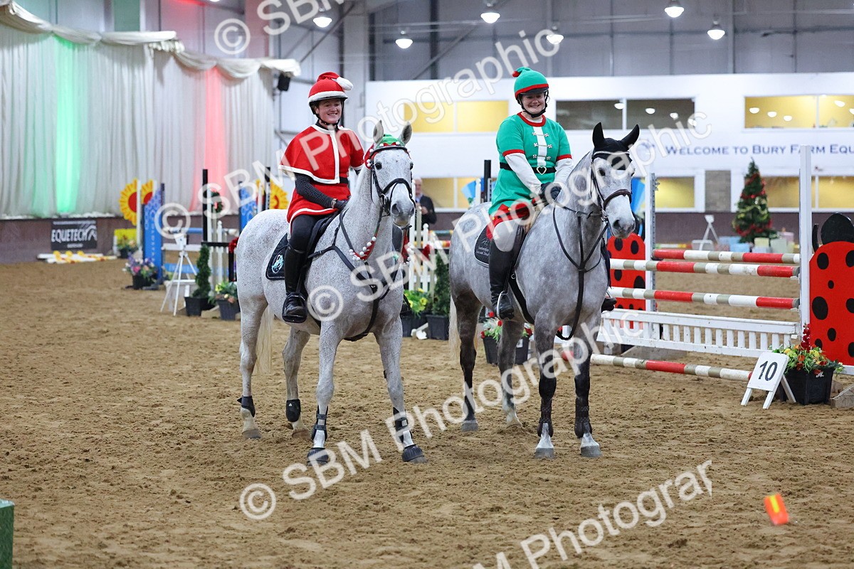 SBM_004344 - Class 20 - Pairs Relay Jumping 1.10m