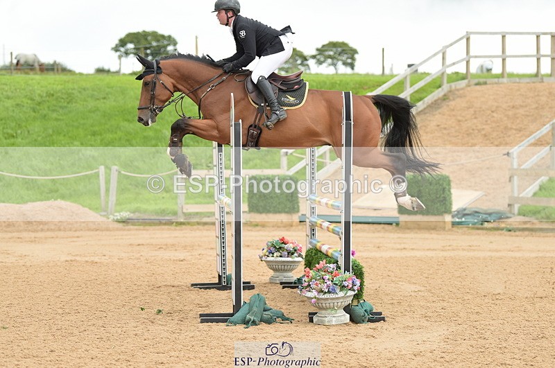 230813A-124946-13108 - Cls 49 Chard Eq 5yr Old Championship