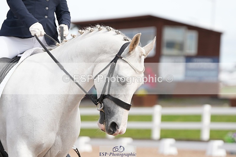 250906-130701-03518 - 065-Jessica.PerrySilver.Secret