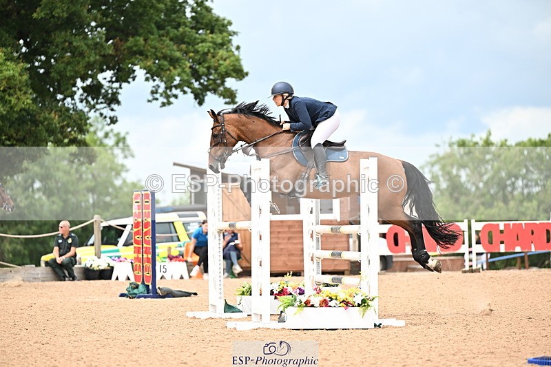240726A-132150-01399 - Cls 3 Snr Foxhunter