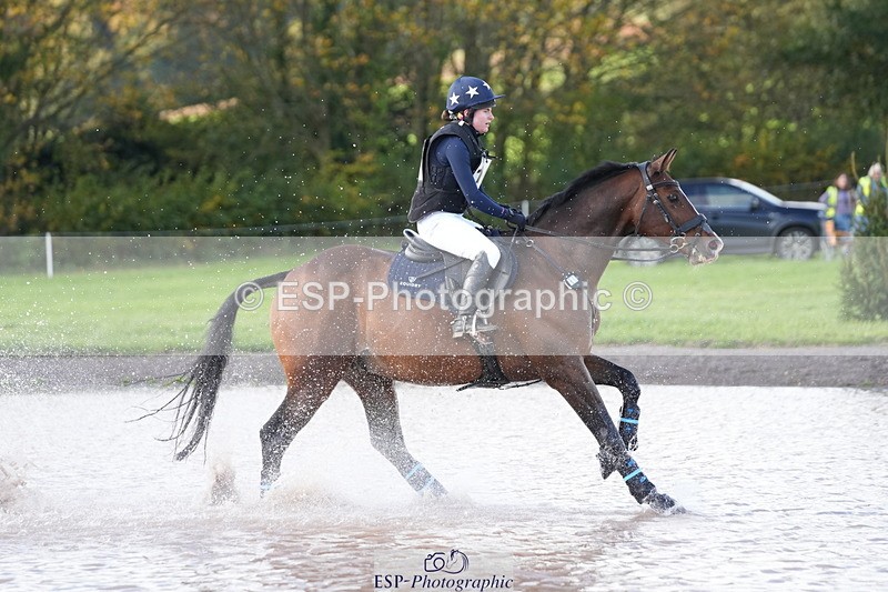 251024A-131724-11047 - B-160-Phoebe.Woods