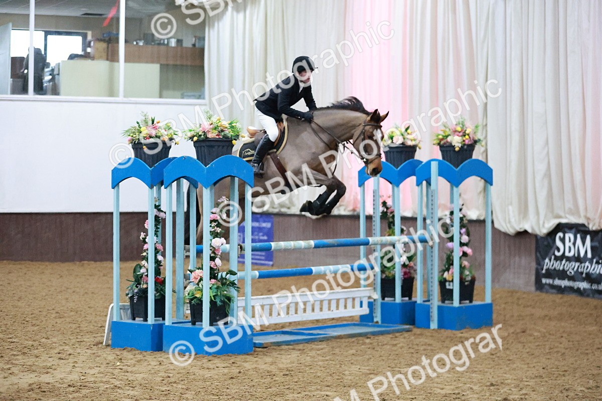 SBM_001002 - Class 4 - Senior Newcomers - 1.10m