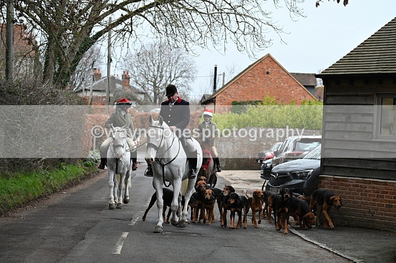 WJ7_1017 - Pub Corner