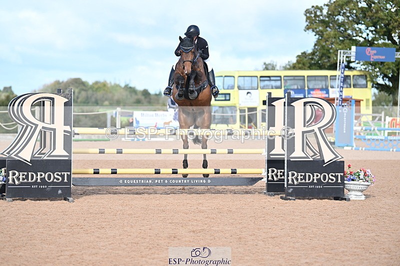 231014A-103140-04124 - Cls 18 Newcomers & 1.10m Open